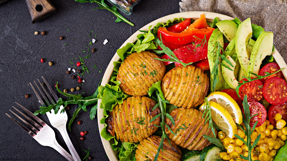 szybki obiad bez mięsa - warzywa na półmisku